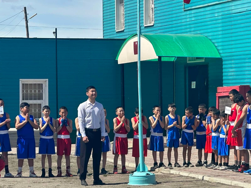 В Эрзинском районе проходит турнир по боксу в память о Андриане Хорлуу