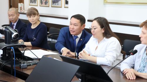 В Туве на ярмарке трудоустройства будет доступно более 2000 вакансий