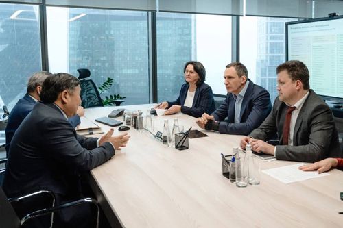 Глава Тувы обсудил в Москве ход работы по созданию мусоросортировочного комплекса