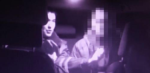 «Ну, отпустите меня!»: В Туве пьяный водитель пытался подкупить полицейских