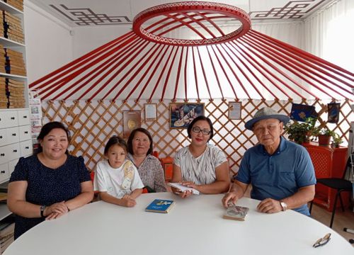 Чаа ном: «Дээрим – чаглаа, Черим – олбуу – бөдей Өөм»