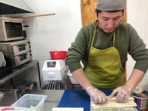 В Барун-Хемчике благодаря соцконтракту открыли пиццерию