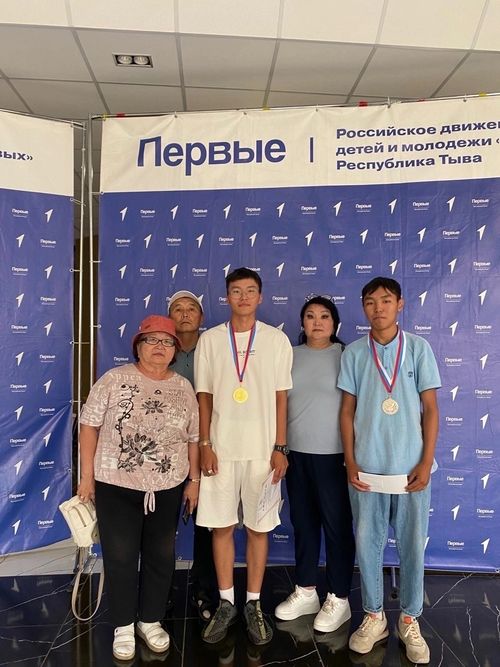 В Кызыле завершился республиканский отборочный турнир по шахматам «Тергиин шыдыраачы-2024»