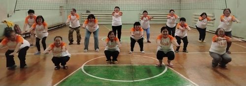 По гранту Росмолодежи студент ТувГУ провёл занятия по аквааэробике для ветеранов