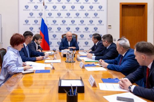 Владислав Ховалыг обсудил с министром энергетики РФ развитие энергосистемы Тувы