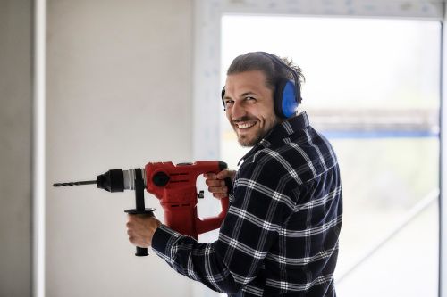 В России определят единое время запрета на шум дома