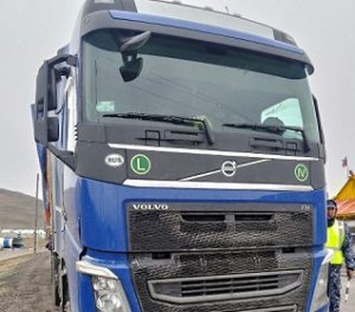 В Туве с начала 2025 года на постах «Шивилиг» и «Ак» осмотрено 2213 автомобилей и 193 груза