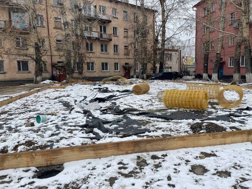 В Кызыле строители сразу трех спортивных площадок срывают сроки сдачи объектов