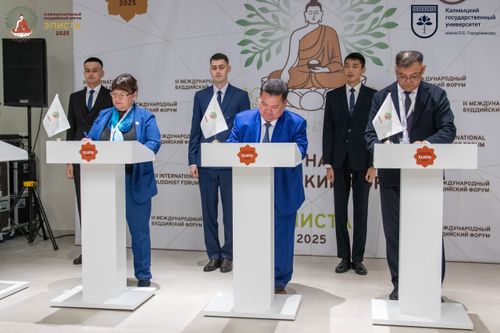 Международное сотрудничество в образовании вышло на новый уровень: подписаны ключевые соглашения по итогам Буддийского форума