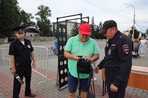Полицейские и «Дружинники» обеспечивали спокойствие на празднике Наадыме четыре дня
