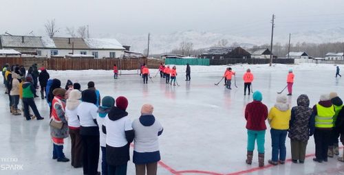 Хоккей спортун сайзырадып турар сумунуң командазы тергиидээн