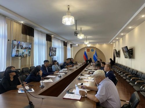 В Туве обсудили подготовку ко Дню Государственного флага Республики Тыва