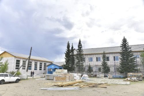 «Аныяктар болгаш уруглар» национал төлевилел боттанылгазы-биле Тывага ам-даа алды школаны чаартыр