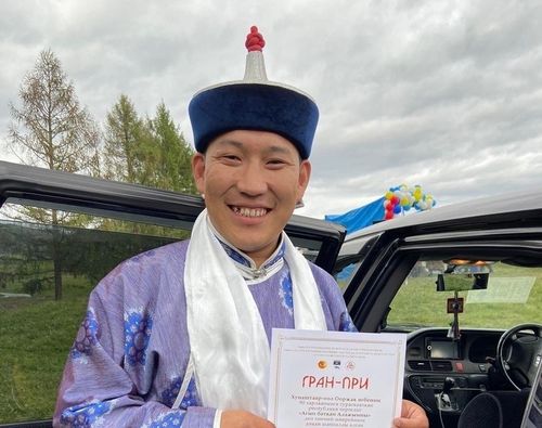 Дээди шаңналды Чеди-Хөлден Далай Дамдын чаалап алган