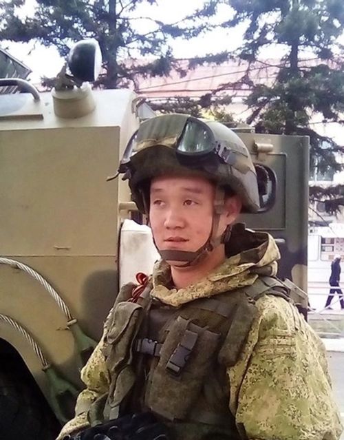 «Я до сих пор жду своего Бичии Май-оола…»: история героя Май-оола Седена