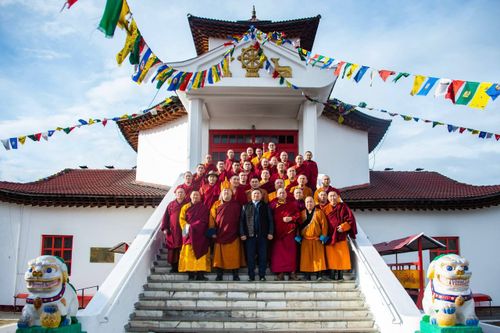 В Туве передали в собственность Управления Камбы-ламы республики несколько храмов