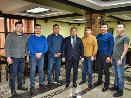 Тывадан эки турачы эмчилер Донбассче аъттаныпкан