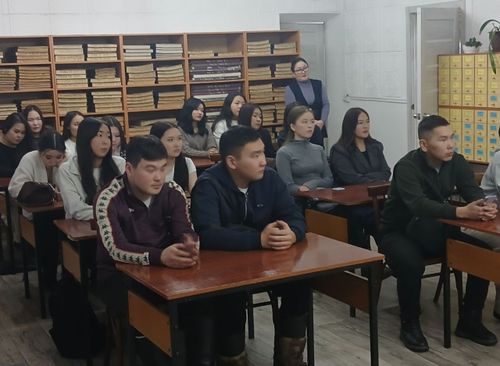 Баштак-хөглүг, чечен-мерген чогаалчы