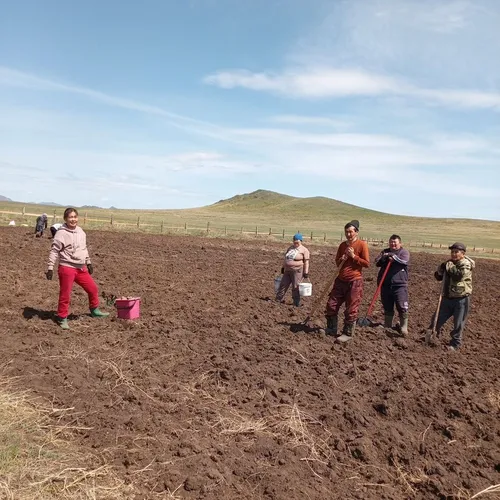 В Пий-Хемском районе приступили к реализации проекта «Кладовая семьи»