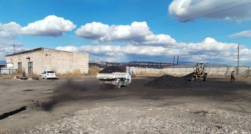 В Кызыле организовали проверку топливных складов по обращениям жителей