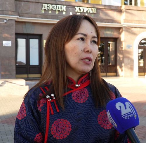 Аяна Монгуш о новых выплатах: ‘Поддержка семей и детей должна быть гарантирована»