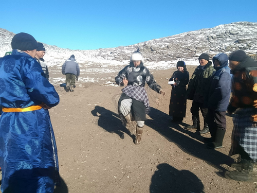Эдер-Куйда Шагаа: Малчын эне хойну 35 катап көдүрген