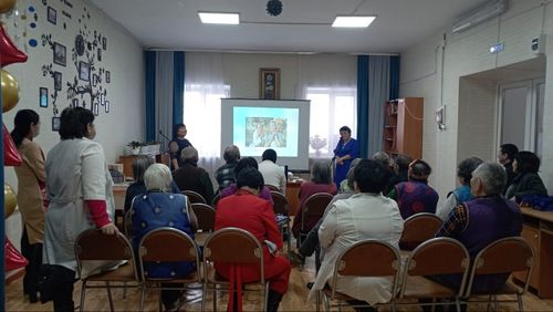 Для подопечных Хову-Аксынского дома интерната устроили литературно-музыкальный вечер