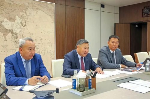 Глава Тувы обсудил с Росавиацией модернизацию аэропорта Кызыла