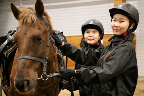 В Кызылском президентском кадетском училище продолжается программа «Верховая езда»