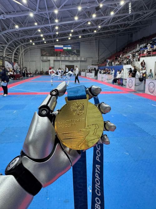 Спортсменка из Тувы выиграла «Кубок Эльбруса» и чемпионат России по тхэквондо