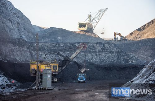 Каа-Хемский угольный разрез расширил график отгрузки перед новогодними праздниками