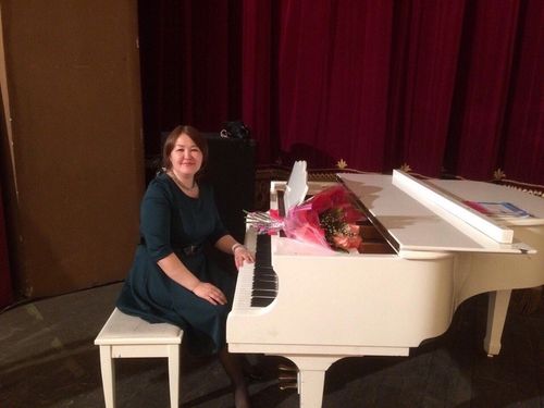 Урана Хомушку и Роман Чокуров: «Мы будем стараться, чтобы наша мелодия полюбилась и запомнилась зрителям на долгие годы»