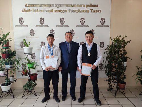 В Бай-Тайгинском районе прошло чествование юных сумоистов