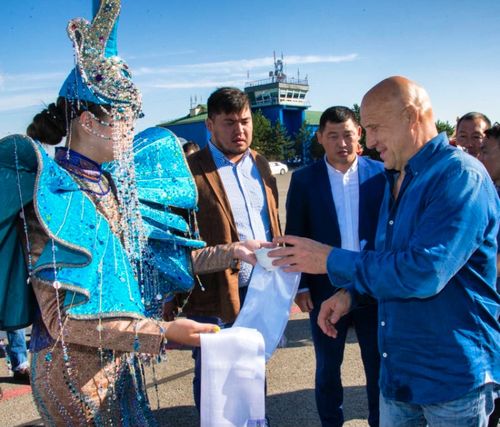 В Туву прибыл президент Федерации спортивной борьбы России