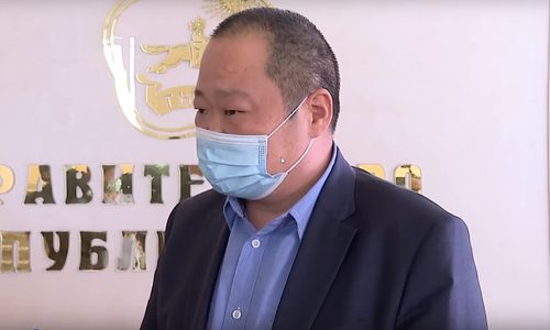 Министр здравоохранения республики Тыва Анатолий Югай о вакцинации от коронавирусной инфекции и гриппа