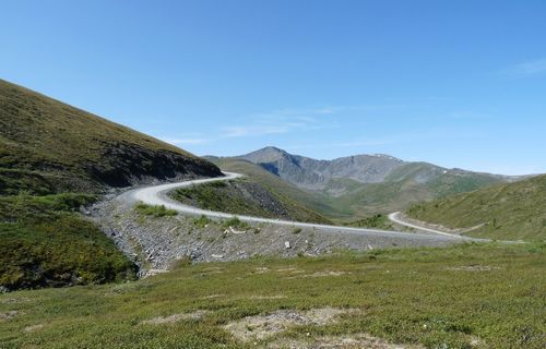Проезд через реку Ак-Суг на автодороге «Ак-Довурак – Абаза» восстановлен.
