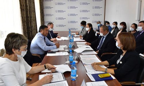 Владислав Ховалыг: «Примем все меры, чтобы вернуть в республику наших врачей»