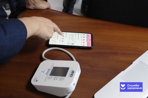 В Туве появились электронные измерители АД с функцией передачи данных врачу через смартфон