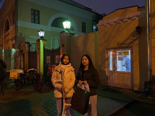 Студенты и полпредство Тувы объединяются для помощи защитнику Родины