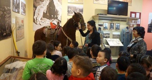 Музей и дети: Дан старт республиканскому конкурсу среди школьных музеев