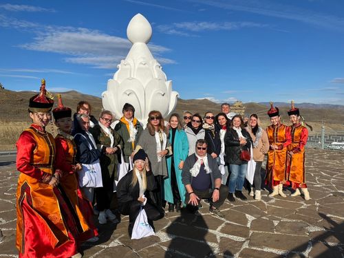 «Сибирские каникулы»: Эксперты туриндустрии оценили национальные объекты Тувы