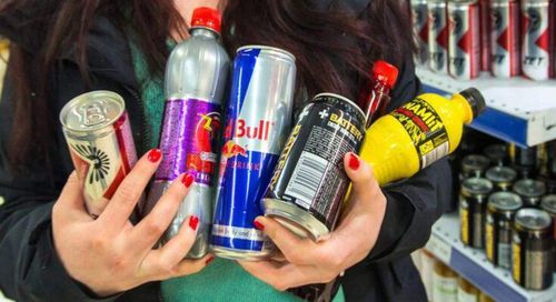 Во всех регионах с 1 марта 2025 года будет запрещена продажа энергетиков несовершеннолетним