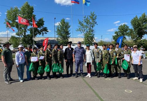 Команда Тувы отправилась на окружной этап военно-патриотической игры «Зарница 2.0»