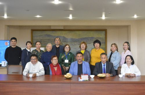 Калмыцкий научный центр и буддийский форум: ключевые темы встречи в ТИГПИ