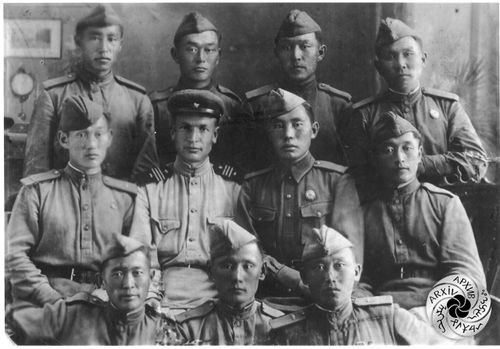 В Туве впервые пройдет историческая реконструкция проводов первых тувинских добровольцев-танкистов на Великую Отечественную войну