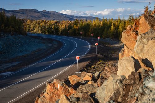 Продолжаются работы по обновлению трассы «Енисей» в регионе