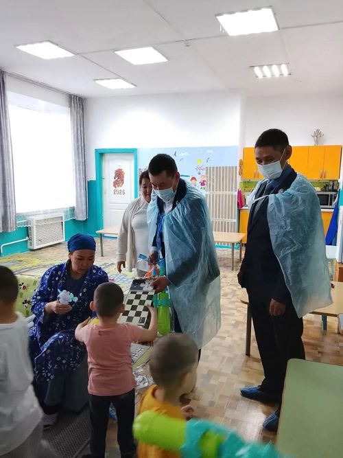 Участник программы «Герои Тувы» Азиат Догдугаш навестил Дом малютки в Кызыле