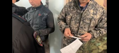 В Кызыле провели рейд по выявлению уклонистов от воинского учёта