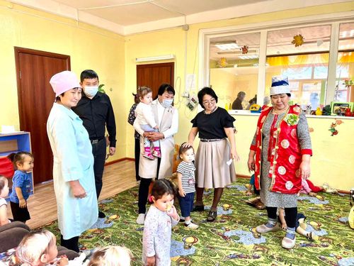 Депутат Верховного Хурала встретился с семьёй мобилизованного