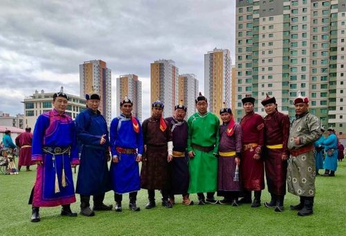 Күрүне авыргазы тодарадыр, уранхай ча адар маргылдаа